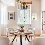 Appartement Letters From Contemporary 2 Bedrooms 2 Bathrooms