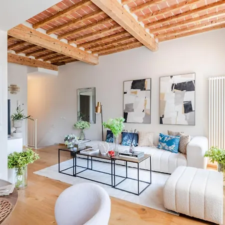 Letters From Contemporary 2 Bedrooms 2 Bathrooms Lucca