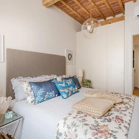 Letters From Contemporary 2 Bedrooms 2 Bathrooms *