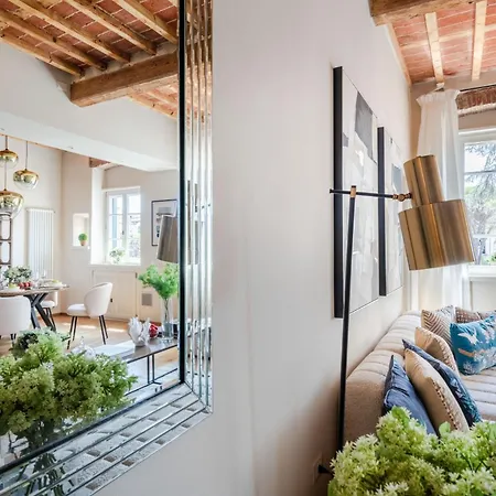 Letters From Contemporary 2 Bedrooms 2 Bathrooms *